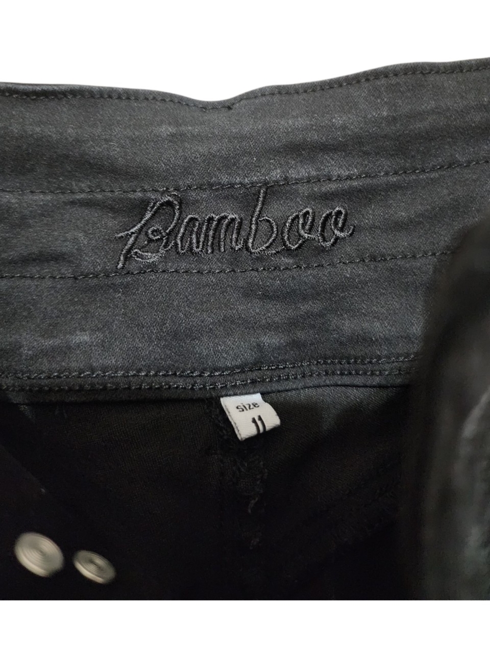 BAMBOO Jeans - Picture 3 of 3